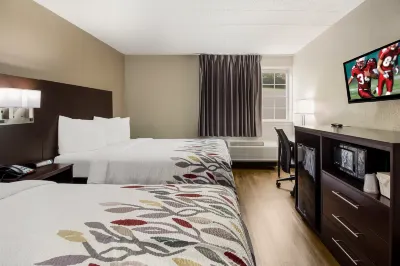 Red Roof Inn New Stanton Các khách sạn gần SEPHORA inside JCPenney