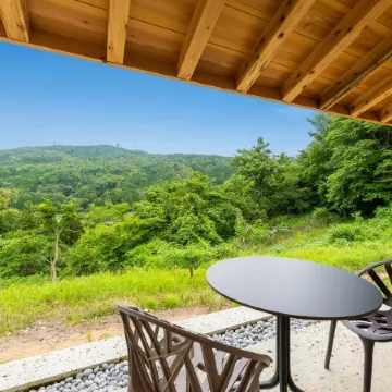 Katada Lodge & Villa