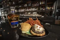 Hotel Indigo SILVERTHORNE by IHG - bar