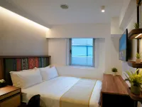 ST Signature Bugis Middle