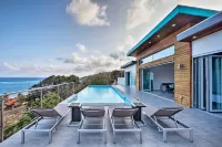 Luxury St Croix Home w/ Oceanfront Pool & Views - Pysäköinti