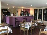 Le Bellerive Hotels in Augne
