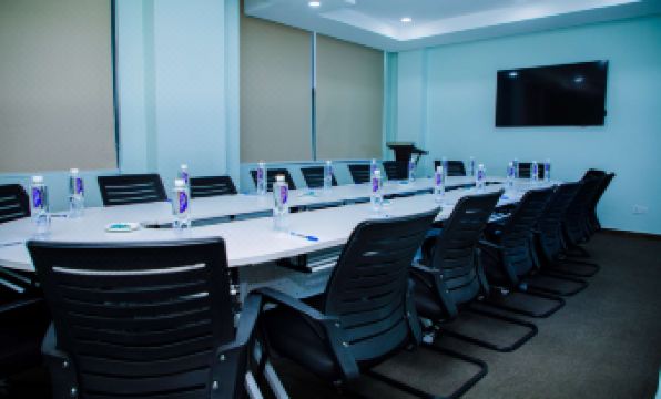 1. 베스트 웨스턴 ..