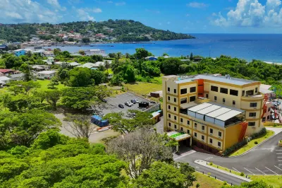 Comfort Inn & Suites Tobago فنادق في 