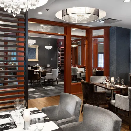 Ômage Hotel, Montreal Laval, a Tribute Portfolio Hotel