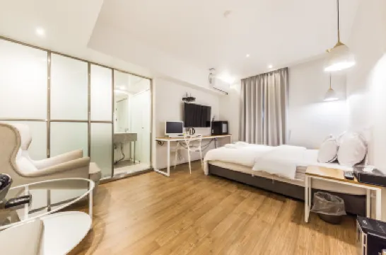 Doksan Minimal Season โรงแรมใกล้กูโรดิจิตอลคอมเพล็กซ์