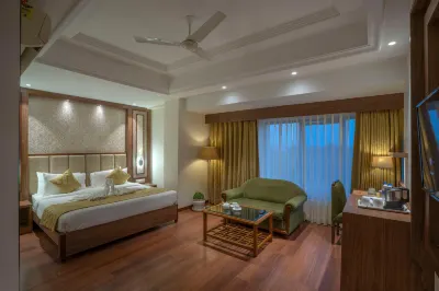 Hotel Shri Ram Excellency Hotels near WISDOM LIBRARY