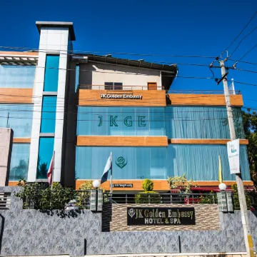 Townhouse J K Golden Embassy