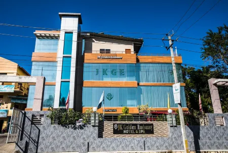 Townhouse J K Golden Embassy