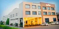 Hotel Adityaz - 4-Star