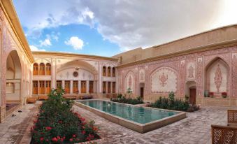 Mahinestan Raheb Kashan - Hizvo