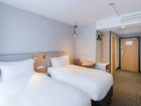 โรงแรม ฮอลิเดย์ อินน์ เอ็กซ์เพรส เดรสเดิน เซนทรุม บาย IHG โรงแรมในเดรสเดิน