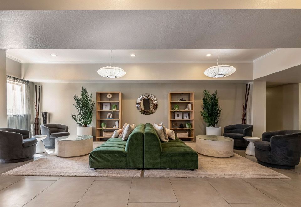 Best Western Auburndale Inn and SuitesOver view