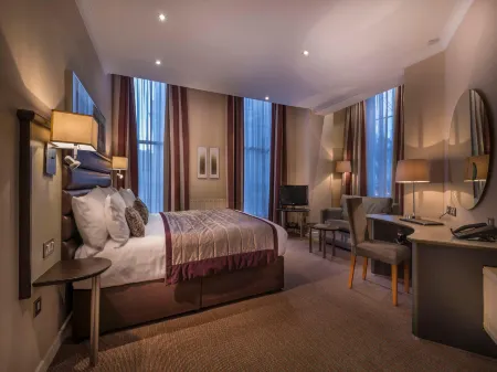 Corus Hyde Park Hotel