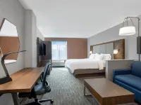 Holiday Inn Express & Suites CLINTON by IHG Hotels in Clinton