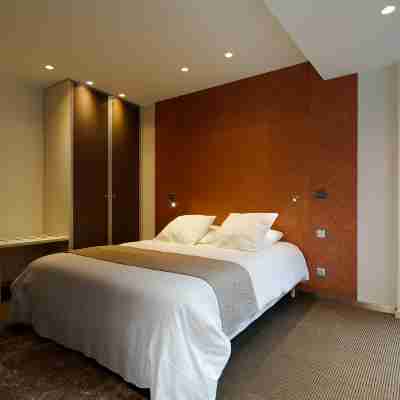 The One Apartments Rooms