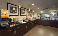 Hampton Inn Gainesville - Frühstück