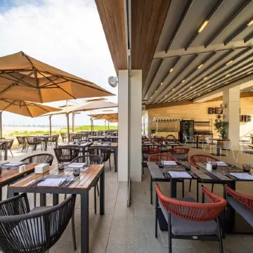 HVD Reina del Mar - Premium Spa Service & Free Parking