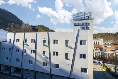 Changwon Uichang Brown Dot Changwon Buk-Myeon Branch