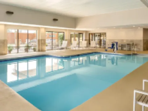 Country Inn & Suites by Radisson, la Crosse, WI Hotels in La Crosse