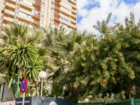Apartamentos El Faro by MC Hoteles en Benidorm
