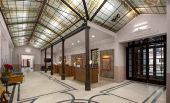 Anglo American Hotel Florence, Curio Collection by Hilton