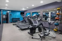 La Quinta Inn & Suites by Wyndham Covington - Kuntosalit