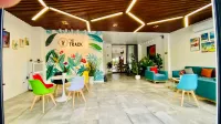 The Track Homestay - Near Bai Dai Beach Các khách sạn ở Cam Lâm
