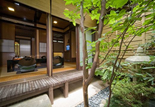 1. 오이와케야 료칸..