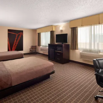 Howard Johnson by Wyndham Williams