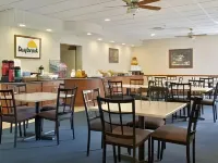 Comfort Inn & Suites Buffalo Airport - breakfast