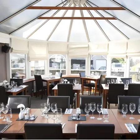 Redcliffe Hotel