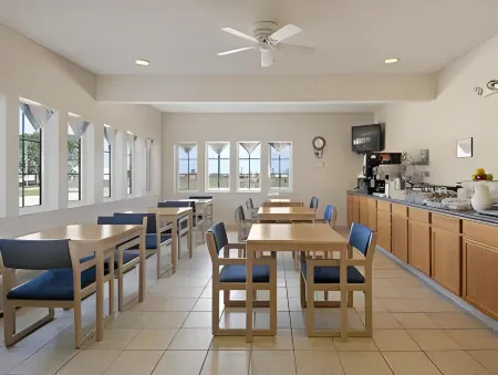 Super 8 by Wyndham Fort Dodge IA