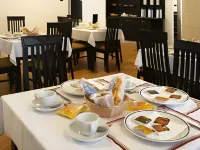 Hotel Mary Các khách sạn gần Phòng trưng bày nghệ thuật A Plus A Gallery
