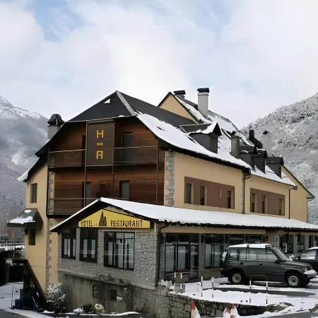 Hotel & Restaurante Peña