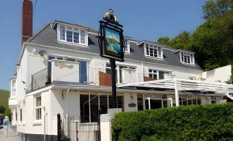 Lulworth Cove Inn
