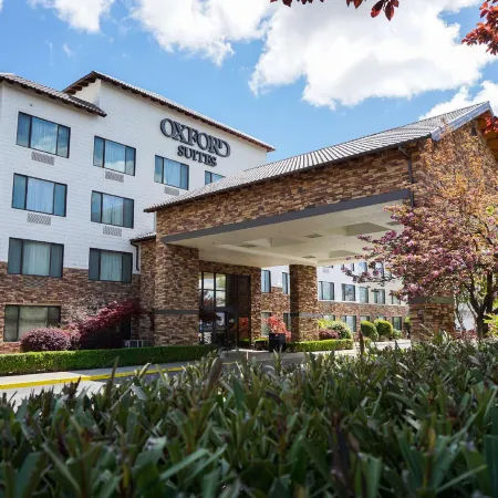 Oxford Suites Chico