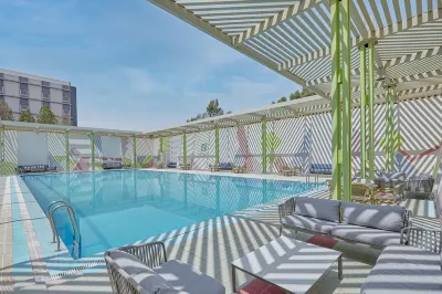 Holiday Inn Tabuk Hotels near Masjid at-Tawba