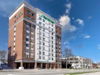 Sandman Hotel & Suites London Downtown Hotels in der Nähe von Banting House National Historic Site