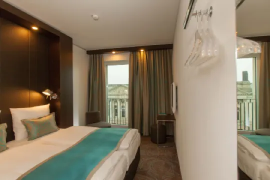 Motel One Berlin-Potsdamer Platz Отели рядом с достопримечательностью «Бетлехемкирхплац»