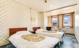 Central Hotel Hitoyoshi - Housity