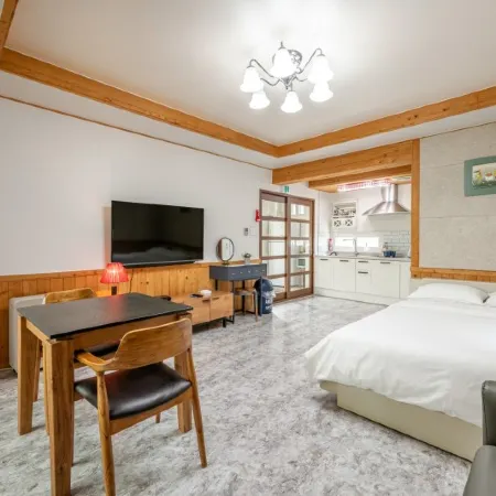 Damyang Birch Pension