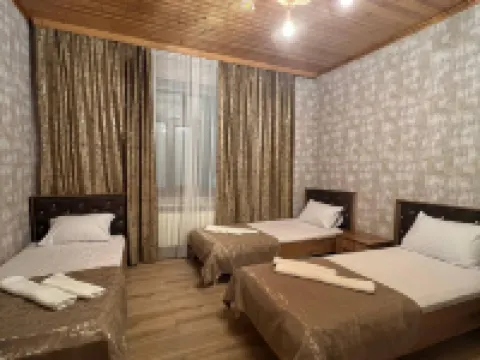 Cozy House with Swimming Pool Near City Center No1 Hotels in Gebele
