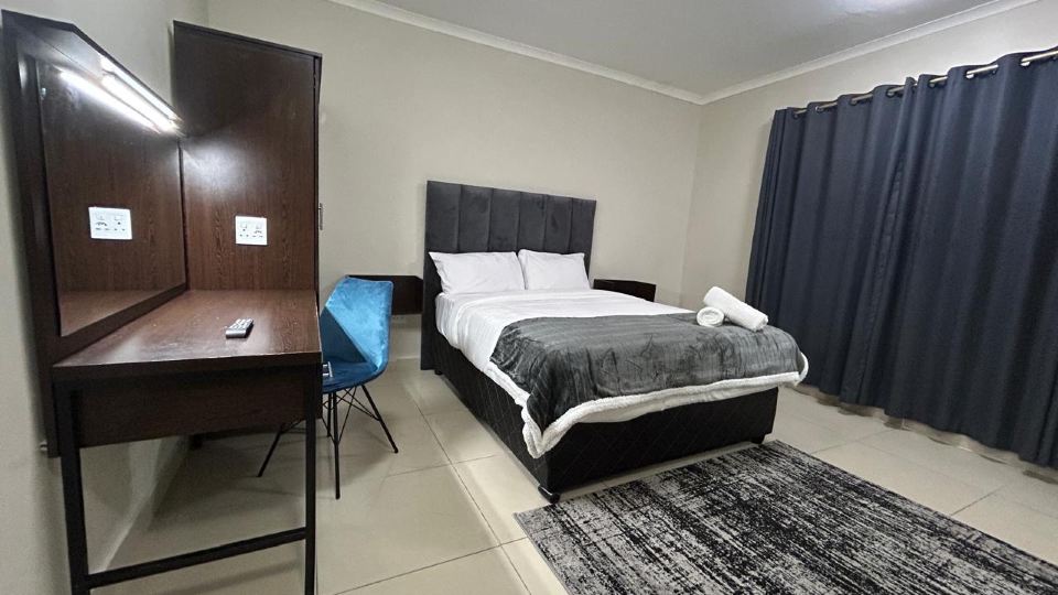 Bayside Suites Hotel
