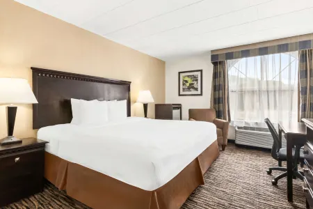 Best Western Hazlet Inn Отели в г. Олд Бридж Тауншип