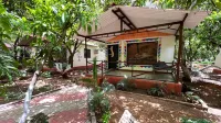 The Wilds Villa Gir Jungle Stay with Swimming Pool Hotels near Naliyamandavi