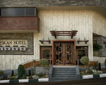 Eskan Alvand Hotel Tehran โรงแรมในเตหะราน