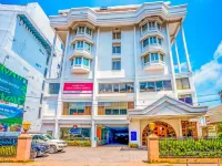 Hotel Abad Plaza Hotels near Marine Drive Ground