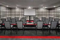Graduate by Hilton Columbus - Business