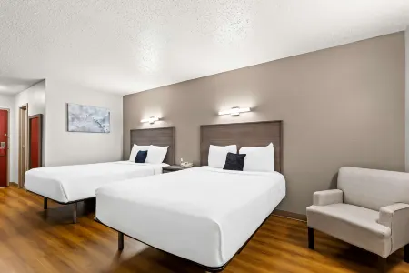 Red Lion Inn & Suites Pontoon Beach